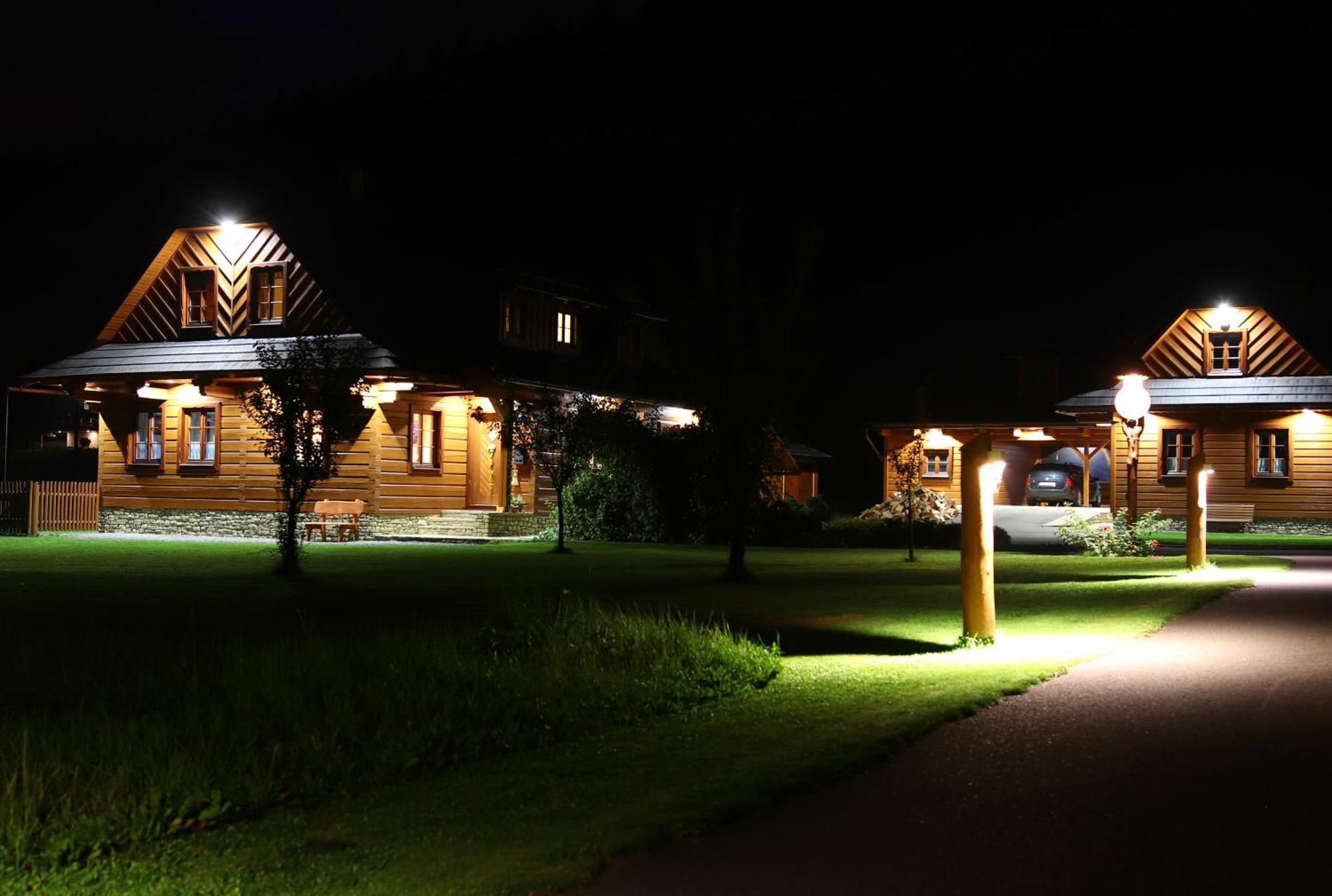 Valassky Dvur Velke Karlovice Exterior photo